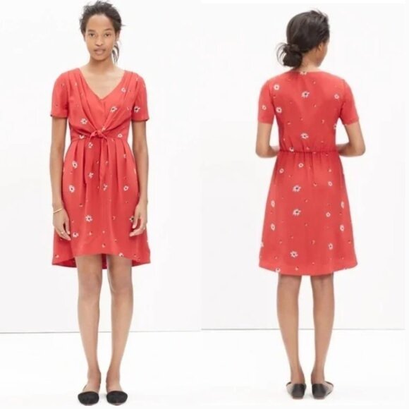 Madewell Tie-front Silk Floral Dress in Red 4 - Picture 1 of 12